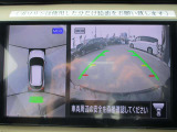 アラウンドビューモニター、車の周囲がナビ画面で確認でき、安心して駐車することができます。