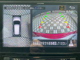 アラウンドビューモニター。前後左右の4つのカメラで車を上から見たような映像をナビ画面に映すので人や物を確認できとても安全です。