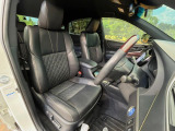 運転席シート廻りは使用感も少なく、良好な状態となっています。丁寧に使われていたことがよくわかりますね。