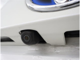 バックカメラが付いているので後方確認が非常にしやすいです。今や運転初心者も熟練者も必須装備!ついていて損はないですね♪