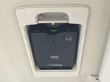 運転席のバイザー裏にはスマートインETC付きです♪