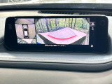 【パノラミックビューモニター】専用のカメラにより、上から見下ろしたような視点で360度クルマの周囲を確認することができます☆死角部分も確認しやすく、狭い場所での切り返しや駐車もスムーズに行えます。