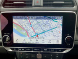 純正9インチメモリーナビゲーションは大画面・タッチパネルで操作も簡単!