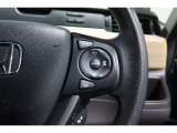 Hondaセンシングの機能のひとつ、アダプティブクルーズコントロール付!アクセルから足を離しても設定したスピードと前車との車間を保ち走行してくれます!車線維持もアシスト☆高速道路で疲労軽減ですね☆