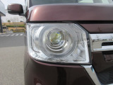 明るいLEDヘッドライトで、夜道も安心して運転して頂けます。