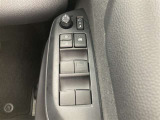 もちろん、パワーウインドウもついております。ワンタッチで窓の開閉が可能です!