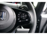 Hondaセンシングの機能のひとつ、アダプティブクルーズコントロール付!アクセルから足を離しても設定したスピードと前車との車間を保ち走行してくれます!車線維持もアシスト☆高速道路で疲労軽減ですね☆