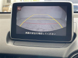 【 バックカメラ 】便利なバックカメラ装備で安全確認を頂けます。駐車が苦手な方にもオススメな便利機能です。