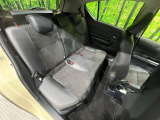 後部座席も気になるようなキズ・汚れやへたり等、大きなダメージはなく、良好な状態です。