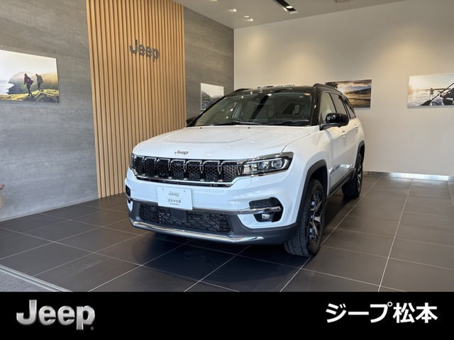 コマンダー 2.0 リミテッド ディーゼル 4WD 