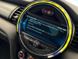 ●Bluetooth:お手持ちのスマートフォンなどと接続し、ハンズフリー通話や臨場感溢れるミュージック再生をお楽しみいただけます。無線接続ですので煩わしさもありません♪