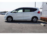 Honda SENSINGとは衝突を予測してブレーキをかけたり、前のクルマとちょうどいい距離でついていったりできる多彩な安心、快適機能を搭載した先進の安全運転支援システムです。