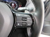 Hondaセンシングの機能のひとつ、アダプティブクルーズコントロール付!アクセルから足を離しても設定したスピードと前車との車間を保ち走行してくれます!車線維持もアシスト☆高速道路で疲労軽減ですね☆