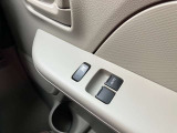 運転席・助手席ともに電動で窓の開閉が可能です!運転席はオート機能付き!!
