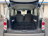 普段のお買い物や通勤、送迎等に十分な荷室スペースを確保しております。セカンドシートを倒すと、大きな荷物の積載も可能です♪