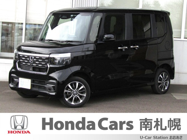 N-BOXカスタム  カスタム 660 4WD