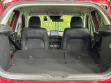 後席を格納すると、これだけの広さが!シーンに合わせたシートアレンジで、大きな荷物も積むことが出来ます♪