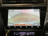 バックガイドモニターで、後方を確認しながら安心して駐車することができます。運転初心者も熟練者も必須の機能ですよ!