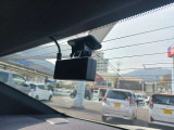 今やまさかの時のドライブレコーダー! 運転状況を映像と音声で記録します。