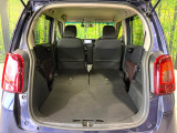 普段のお買い物や通勤、送迎等に十分な荷室スペースを確保しております。セカンドシートを倒すと、大きな荷物の積載も可能です♪