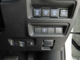両側電動のスライドドアで楽々スムース!運転席からも開閉の操作もできます♪キーのスイッチひとつで自動開閉できる便利な機能もついてます♪