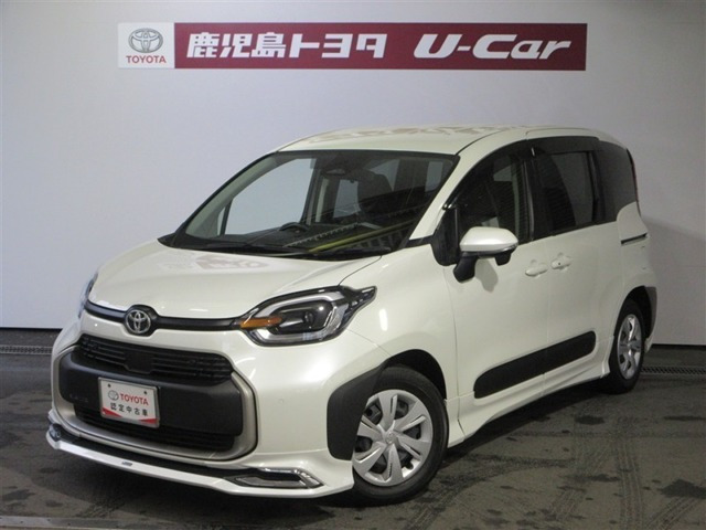トヨタ シエンタ 1.5 Z の中古車詳細 (27,000km, パールマイカ, 鹿児島