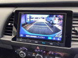 バックも安心のバックカメラ付いています。バックカメラがあると、いつでも安全にバックできますね。死角も減ります。