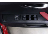 運転席ドアスイッチ回りの画像です。