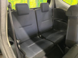 3列目シートはもちろん状態良好☆大人でもゆったりと座って頂けますので、大人数でのお出かけもラクラクです♪ご家族で、気の知れた仲間で、ドライブに行くのが楽しみですね♪