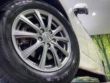 【16インチアルミホイール】外観にマッチしたアルミホイールを装着しております。各種アルミホイールや、スタッドレスタイヤも取扱いしております。是非ご相談ください♪