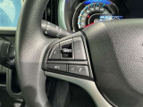 ステアリングスイッチ装備!運転しながら手元でオーディオの操作などができます。