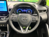 【純正革巻きステアリング】上質な革を使用することで、手にしっかり馴染みとても運転しやすいハンドルです♪