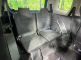 3列目シートはもちろん状態良好☆大人でもゆったりと座って頂けますので、大人数でのお出かけもラクラクです♪ご家族で、気の知れた仲間で、ドライブに行くのが楽しみですね♪