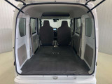 【ラゲッジルーム】後部座席を倒せば大きな荷物も積むことが出来ます!
