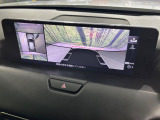 【360&deg;ビューモニター】専用のカメラにより、上から見下ろしたような視点で360度クルマの周囲を確認することができます☆死角部分も確認しやすく、狭い場所での切り返しや駐車もスムーズに行えます。