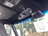 Hondaセンシング搭載!ミリ波レーダーと単眼カメラで、クルマの前方の状況を認識。ブレーキやステアリングの制御技術と協調し、安心・快適な運転や事故回避を支援する先進のシステムです!