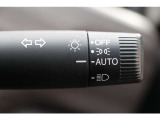 AUTOライトでヘッドライトの消し忘れを防いでくれます。