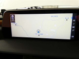 12.3インチのディスプレイオーディオ装着です。スマホとの通信で様々なサービスが楽しめます。TV視聴にも対応しています。