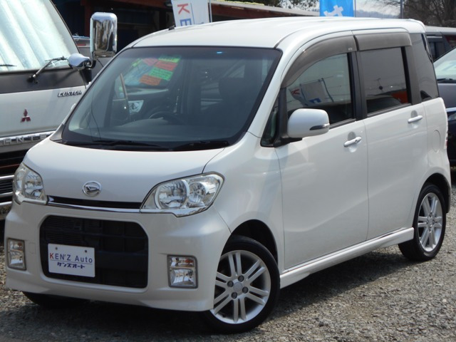 タントエグゼカスタムRS 4WD