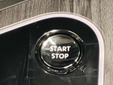 【プッシュ式エンジン】プッシュ式エンジンスタートでブレーキを踏んでボタンを押すだけでエンジン始動がスムーズ!!鍵をカバンに入れているだけでエンジンの始動が可能★とても便利な機能です