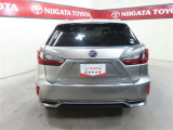 トヨタ認定中古車のハイブリッドカーは、ハイブリッド機構を無償で保証します。保証期間は、初度登録年月から10年目まで、または3年間の長い方。但し累計走行距離が20万km以内です。