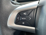 【ステアリングスイッチ】手元のスイッチでナビ操作が可能です!!非常に便利な機能です。取り付けのナビによってはオプション設定となっております!詳しくはスタッフまで