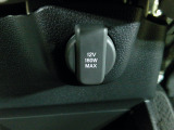 【POWEROUTLET】12V電源ソケットを設置しております。周辺機器の充電にご利用頂けます☆