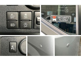 品質には自信があります!ハッピーの品質・キレイなお車をお届けさせていただきたい!そんな気持ちでキレイに仕上げております。フロアマットなどの清掃はもちろん、シート下なども徹底的に清掃しております。