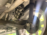 お車を安心してお乗りいただく為には、足回りの定期点検が欠かせません。サービスサポート(有償保証)では無料点検もご提供しており、安心のカーライフをお過ごしいただけるサポート体制が整っています。