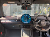 弊社お客様より頂いた下取車やデモカーが在庫の殆どを占めています。車の経歴や整備記録が分かり、ご安心してお車をお選び頂ける正規ディーラーならではのラインナップでございます。