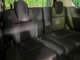 3列目シートはもちろん状態良好☆大人でもゆったりと座って頂けますので、大人数でのお出かけもラクラクです♪ご家族で、気の知れた仲間で、ドライブに行くのが楽しみですね♪