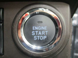 スマートキー付き♪プッシュスタートシステムを採用!スマートキーをカバンやポケットから取り出さずに、ボタンひとつでエンジン始動できます☆鍵を探す手間は必要なしです♪