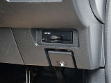 ビルトインETC2.0が付いています。高速道路をスムーズに通れますし、割引も有ったりします。