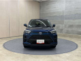 お車購入のポイントとなるフロントマスクです!シャープな目つきが印象的なデザインのヘッドランプです。